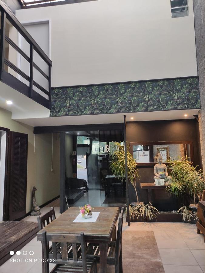Pousada Bravo House Balneario Camboriu Exterior photo